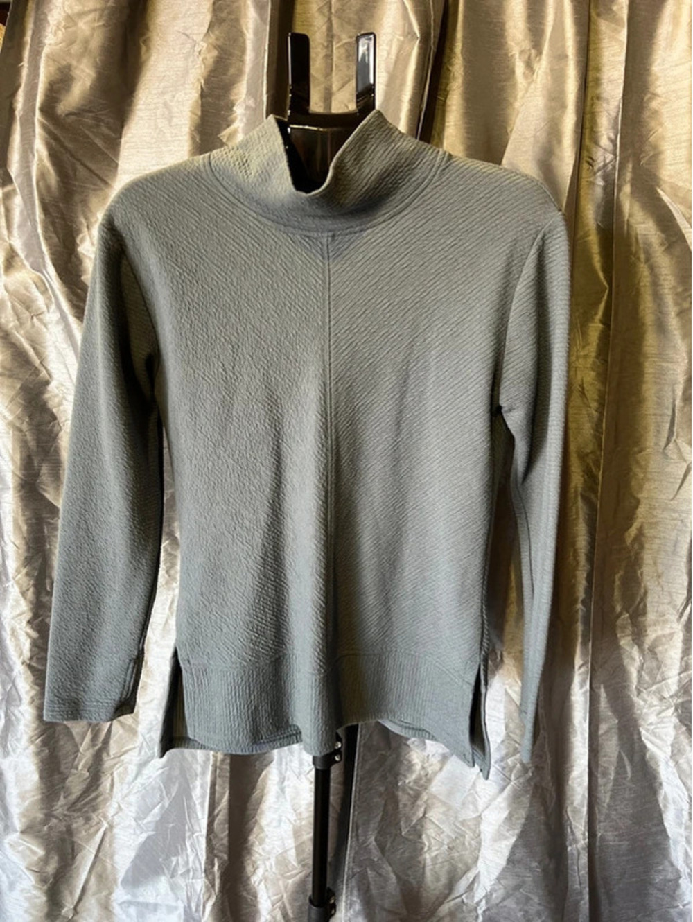 RBX Sz Med Textured Mock Turtleneck Activewear